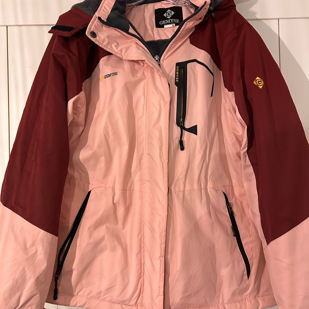 Women's Two-Tone Ski Jacket